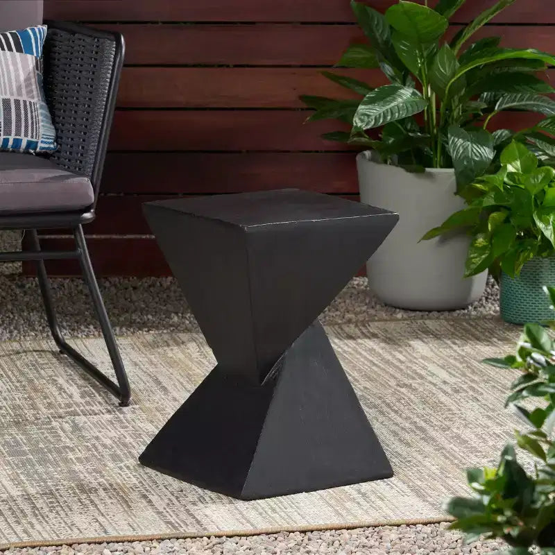 Table d'appoint géométrique en béton léger, pour l'intérieur et l'extérieur