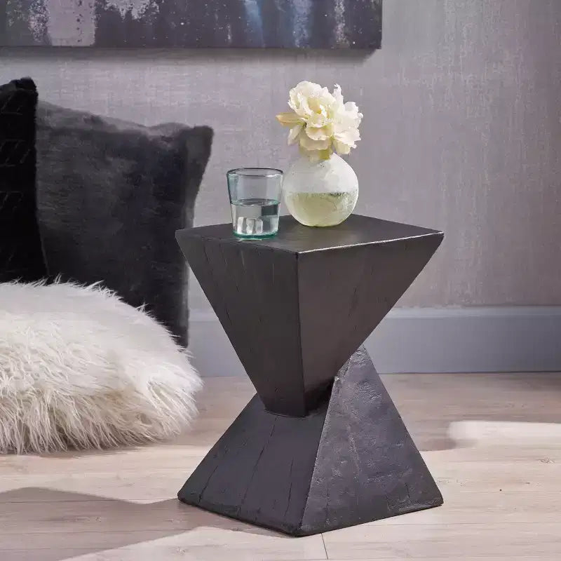 Christopher Knight Home Tess Indoor/Outdoor Geometric Lightweight Concrete Accent Table